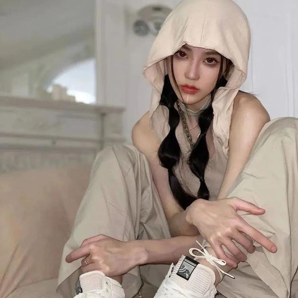 娇娃偷情